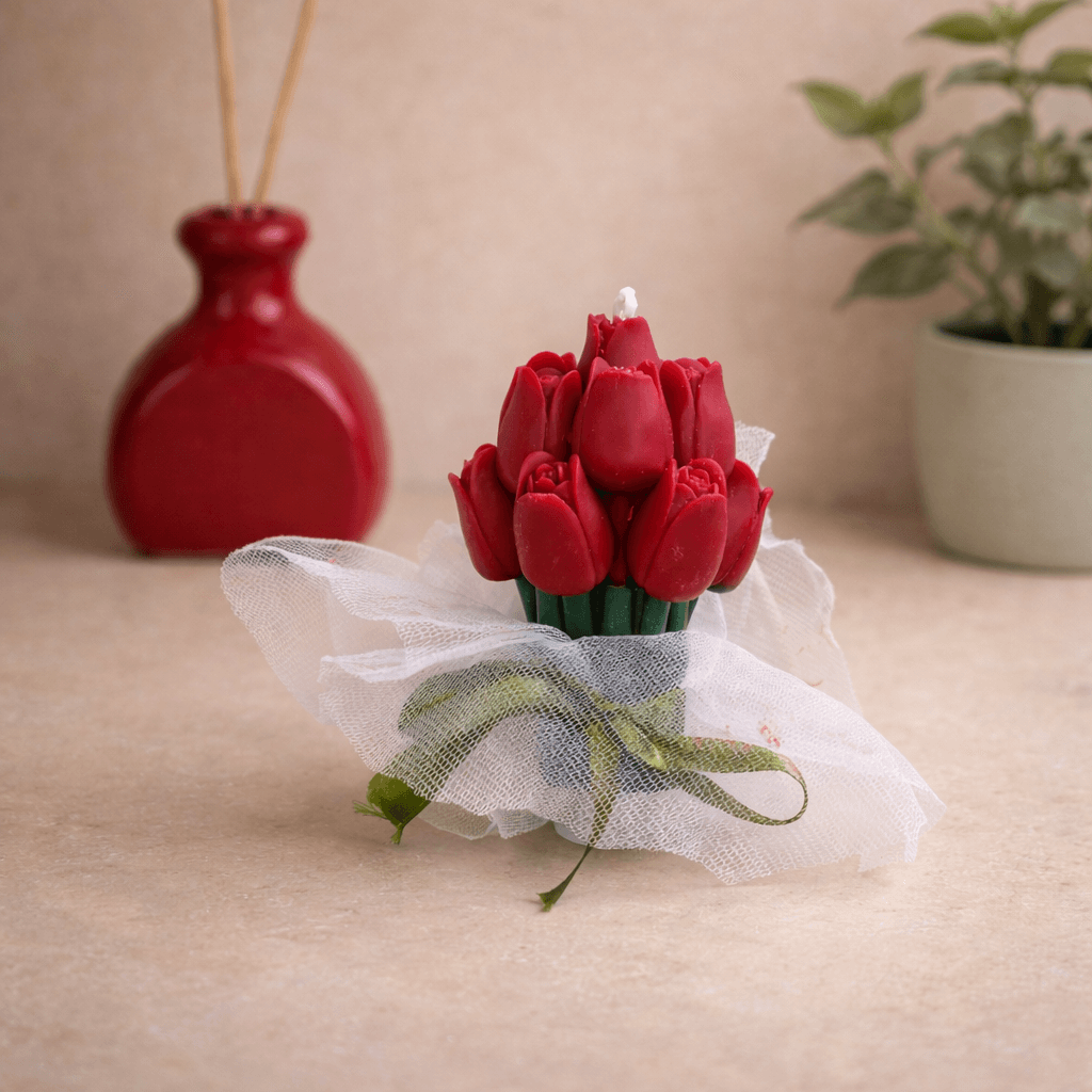 Tulip Candle